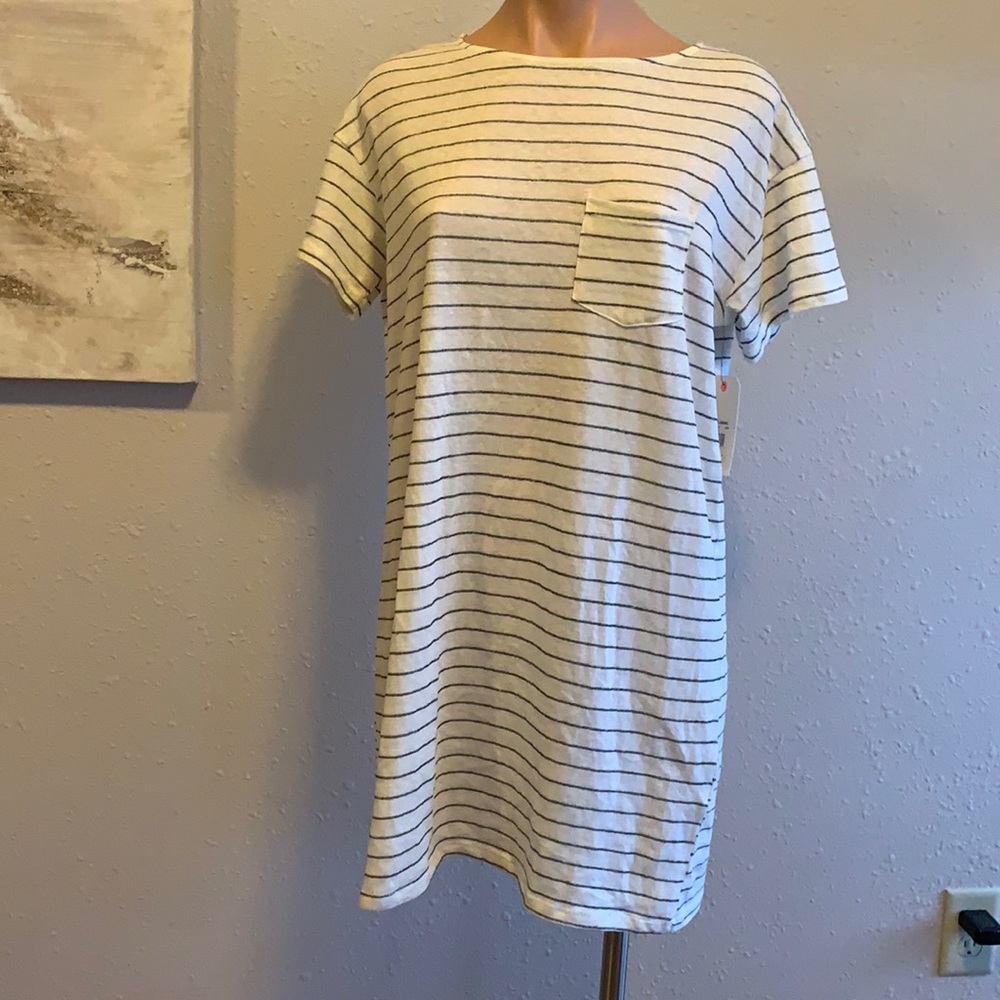 Billabong swim coverup soze M